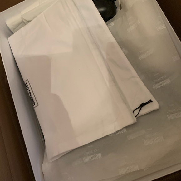 Moschino by Jeremy Scott Zip Detail Lace-up Black Leather Combat Boots - Picture 4 of 8